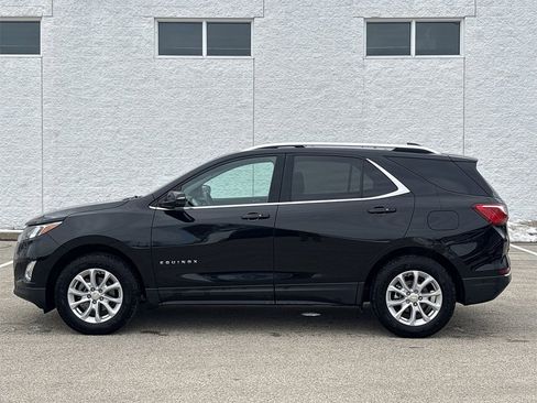 Used 2018 Chevrolet Equinox LT w/ Sun & Infotainment Package image 10