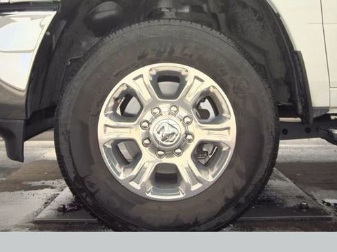 Used 2024 RAM 2500 Big Horn w/ Bed Utility Group image 21