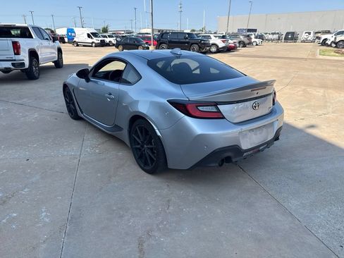 Used 2023 Toyota GR86 Premium w/ ALL Weather Mat Package (TMS) RWD image 5