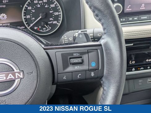 Used 2023 Nissan Rogue SL AWD/4WD image 18