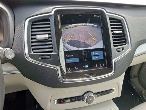 Used 2022 Volvo XC90 T5 Momentum AWD/4WD image 15