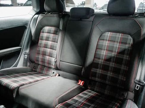 Used 2016 Volkswagen GTI S image 17