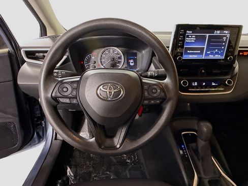 Used 2021 Toyota Corolla LE FWD image 13