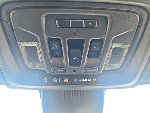 Used 2024 GMC Sierra 1500 AT4 w/ Technology Package AWD/4WD image 31