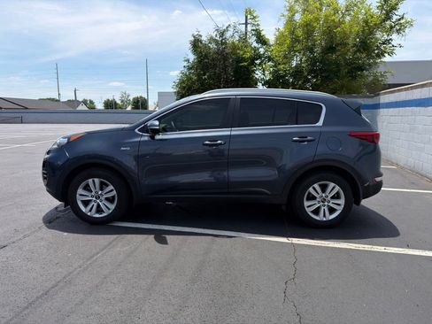 Used 2018 Kia Sportage LX w/ LX Technology Package AWD/4WD image 2