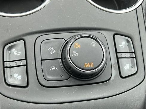 Certified 2024 GMC Terrain SLE w/ Driver Convenience Package AWD/4WD image 28