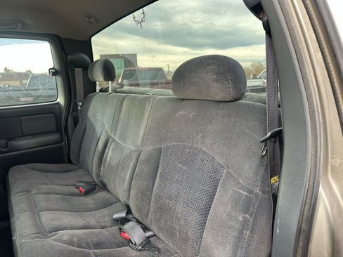 Used 2001 Chevrolet Silverado 2500 LS image 30