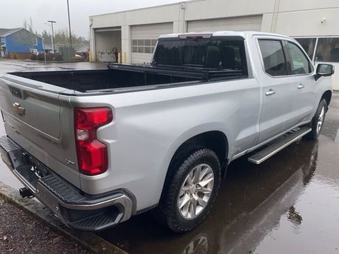 Used 2021 Chevrolet Silverado 1500 LTZ w/ LTZ Premium Package image 9