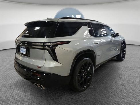 Certified 2024 Chevrolet Traverse RS w/ LPO, Floor Liner Package image 3
