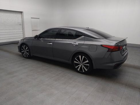 Used 2019 Nissan Altima 2.5 Platinum FWD image 3