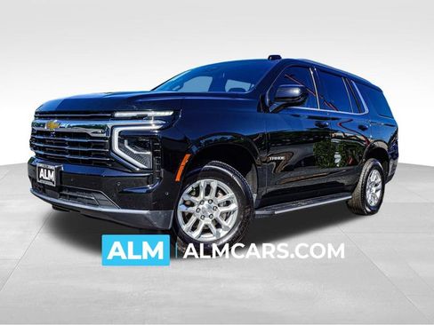 Used 2025 Chevrolet Tahoe LT AWD/4WD image 1