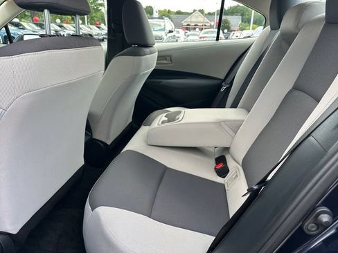 Used 2023 Toyota Corolla LE FWD image 13