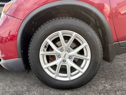 Used 2020 Nissan Rogue S AWD/4WD image 14