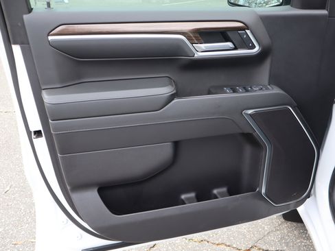 Certified 2025 Chevrolet Silverado 1500 LT image 13