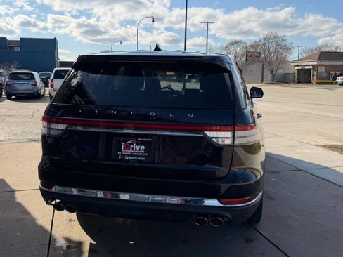 Used 2020 Lincoln Aviator Reserve w/ Equipment Group 202A image 6