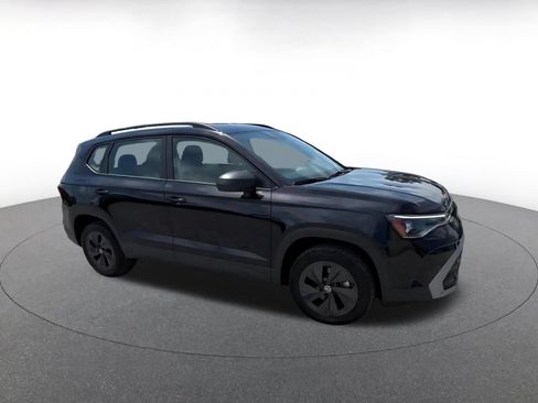 Used 2026 Volkswagen Taos S FWD image 2