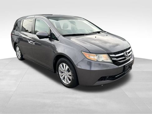 Used 2016 Honda Odyssey SE image 7