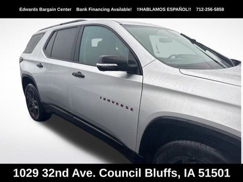 Used 2020 Chevrolet Traverse Premier w/ Redline Edition AWD/4WD image 3