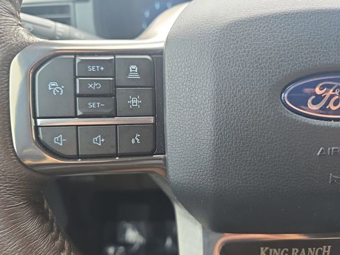 Used 2025 Ford F150 King Ranch w/ FX4 Off-Road Package AWD/4WD image 17