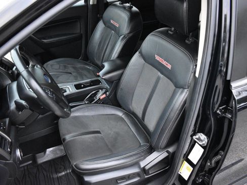 Used 2021 Ford Ranger Lariat w/ Tremor Off-Road Package image 18