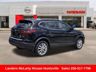 Used 2022 Nissan Rogue Sport SV FWD video 3