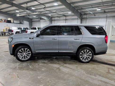 Used 2022 GMC Yukon Denali image 5