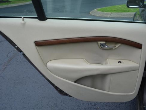 Used 2009 Volvo S80 T6 image 11