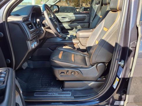 Used 2023 GMC Yukon AT4 w/ AT4 Premium Package image 18