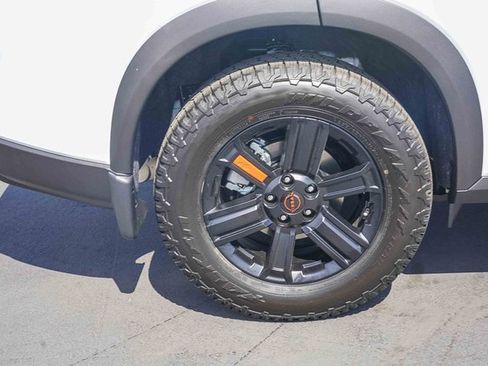 New 2026 Nissan Rogue SV image 9