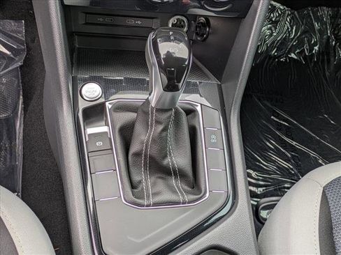 New 2025 Volkswagen Taos S image 15