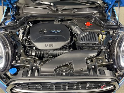 Used 2019 MINI Cooper S w/ Driver Assistance Package image 9