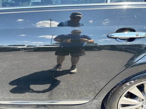 Used 2011 Toyota Avalon Limited FWD image 33