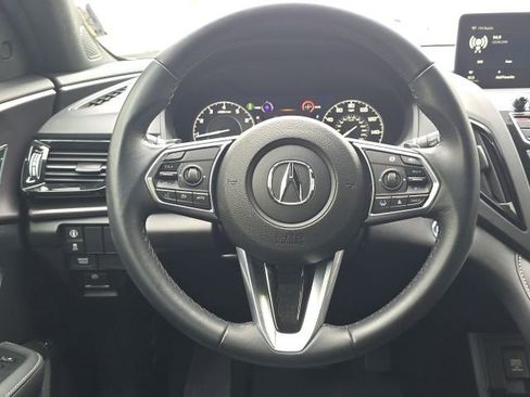 Used 2025 Acura RDX SH-AWD image 13