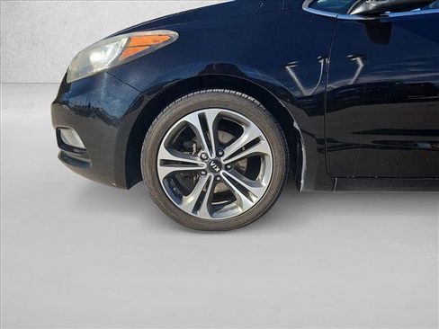 Used 2016 Kia Forte EX image 23