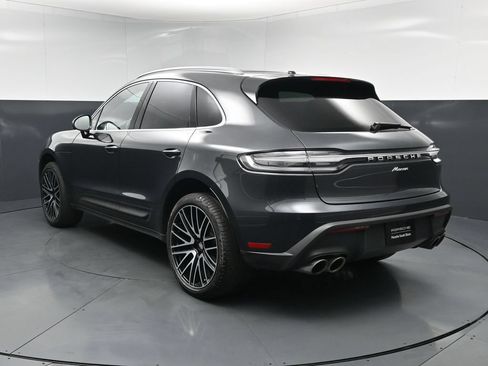 Used 2025 Porsche Macan AWD/4WD image 10