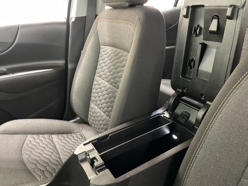 Used 2020 Chevrolet Equinox LT FWD image 30