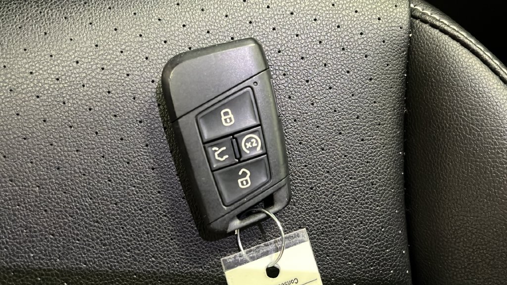 Used 2023 Volkswagen Atlas SE w/ Black Wheel Package AWD/4WD image 38