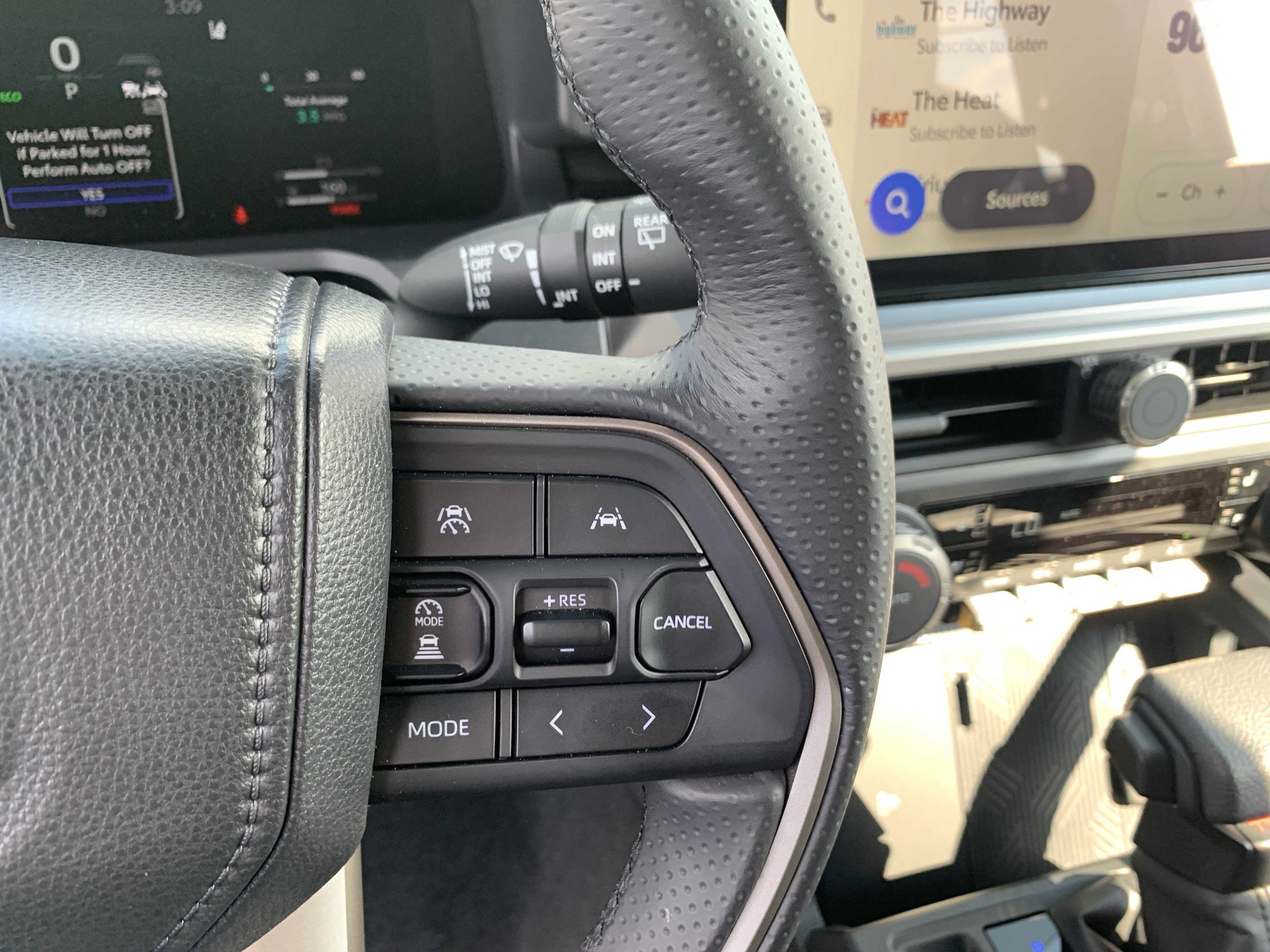 Used 2025 Toyota 4Runner TRD Off-Road Premium AWD/4WD image 20