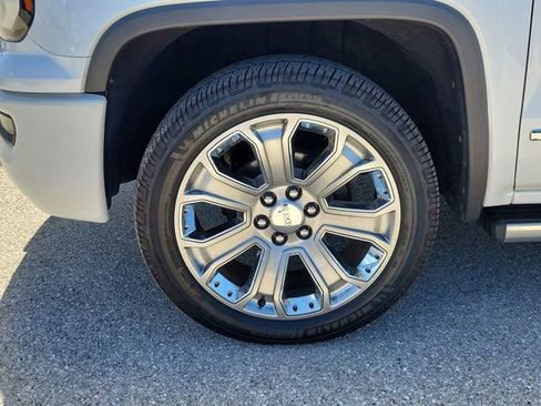 Used 2018 GMC Sierra 1500 Denali w/ Denali Ultimate Package image 8