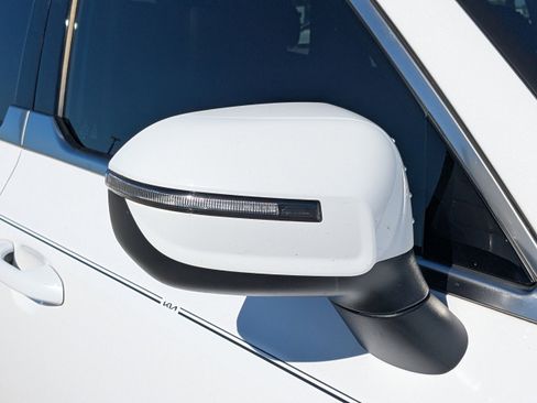 Certified 2024 Kia Telluride LX image 14