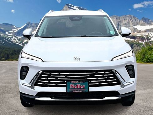 Used 2024 Buick Envision Preferred image 3