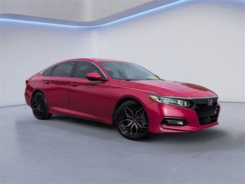 Used 2019 Honda Accord Sport image 2