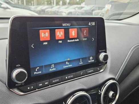 Used 2025 Nissan Sentra SV image 21