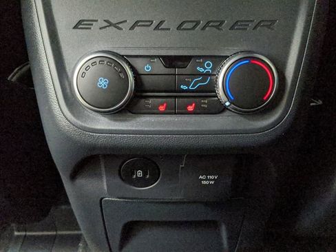 New 2025 Ford Explorer ST-Line w/ Premium Package image 31