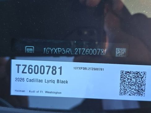 Used 2026 Cadillac Lyriq V AWD/4WD image 39