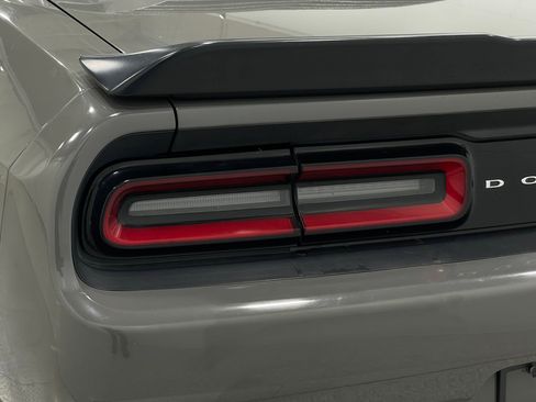 Used 2017 Dodge Challenger R/T w/ Driver Convenience Group image 32