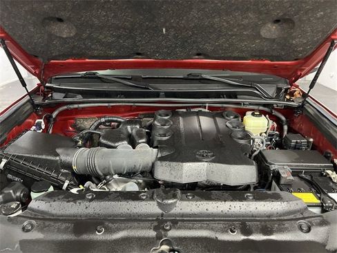 Used 2022 Toyota 4Runner Limited image 31