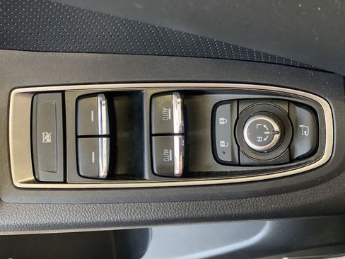 Used 2024 Subaru Ascent Touring AWD/4WD image 16