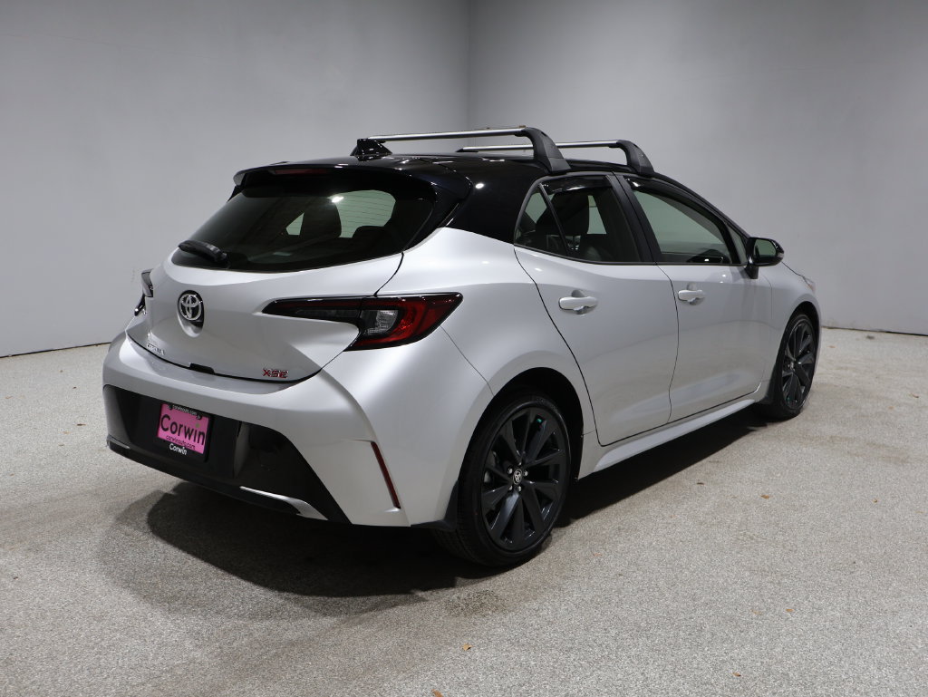 Used 2026 Toyota Corolla XSE FWD image 2