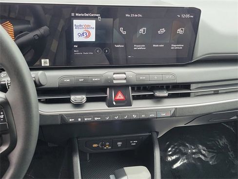 Used 2025 Kia K4 LXS image 12